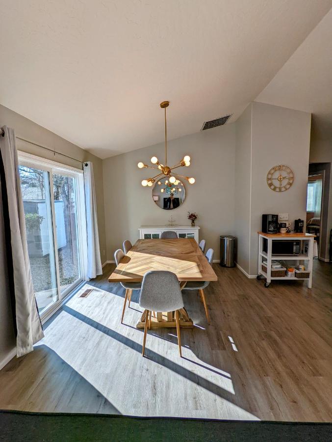 Contemporary 2-Bedroom Close To Downtown, Dining Eugene Extérieur photo